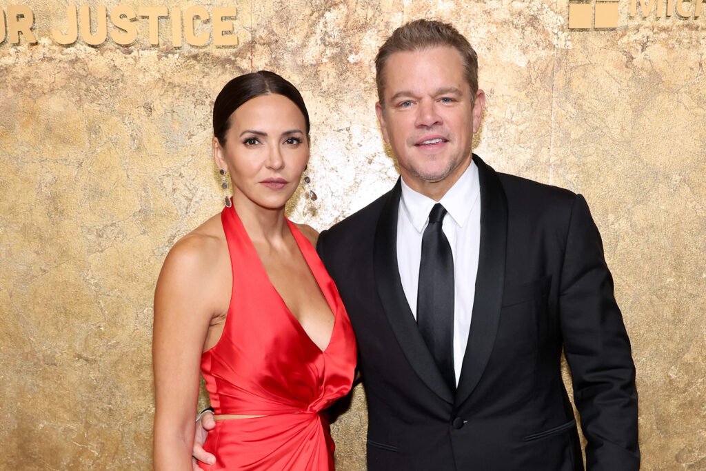 matt damon wife
