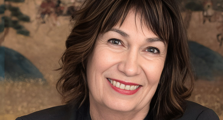 Leslie Davenport age